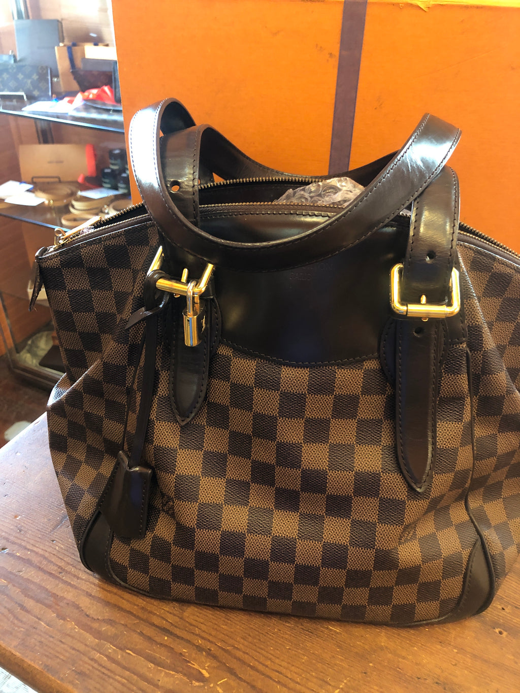 Verona GM shoulder bag