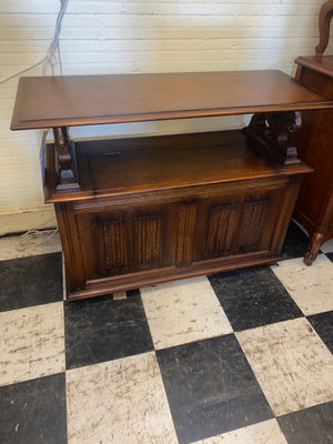 Welsh Flip Top Lift Seat Monks Bench in Oak C. 1940s