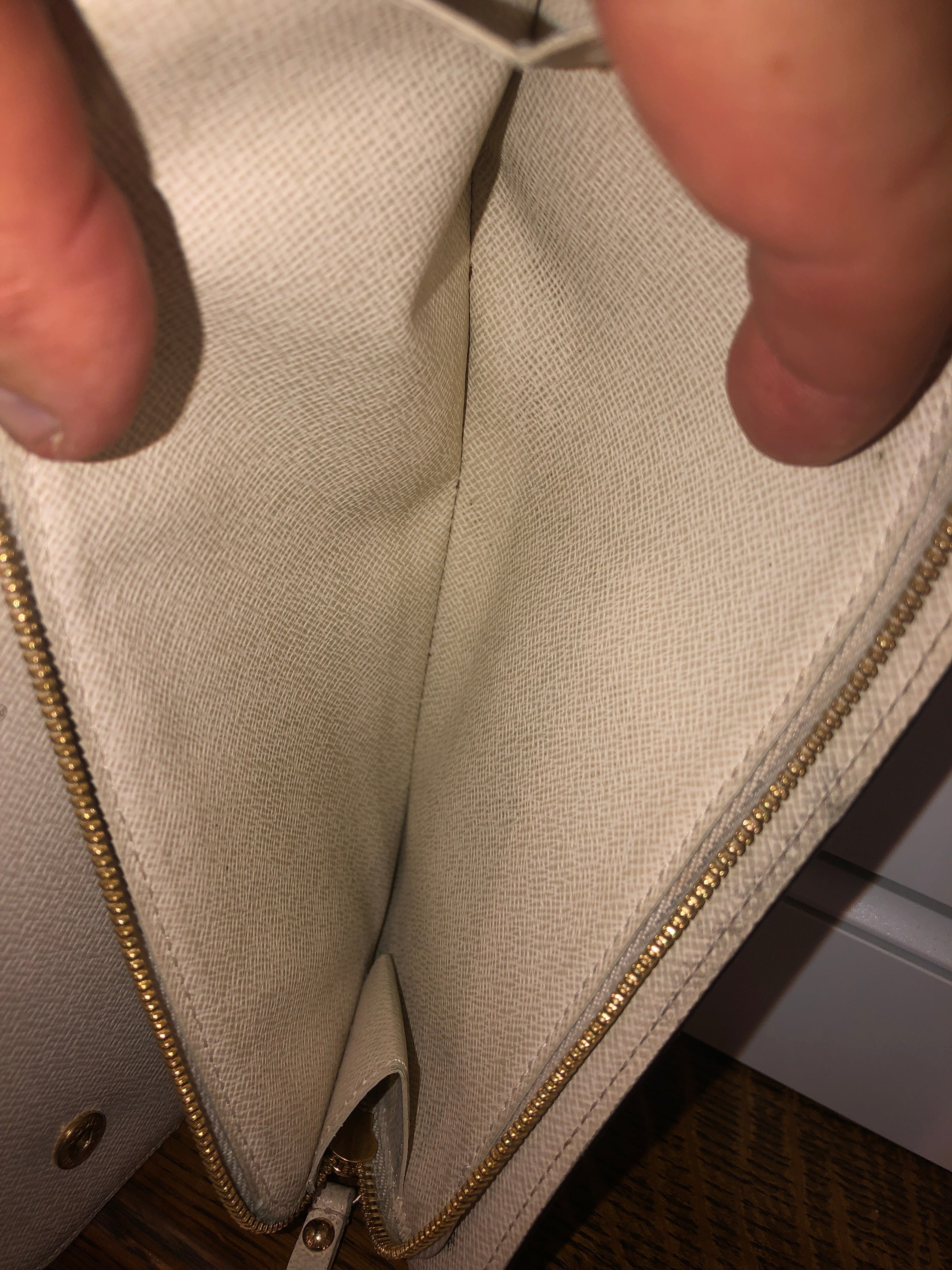 Insolite Wallet