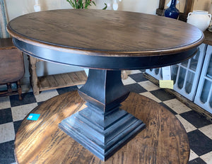 New 42" Mahogany Round Dining Table