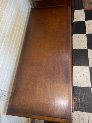 Welsh Flip Top Lift Seat Monks Bench in Oak C. 1940s