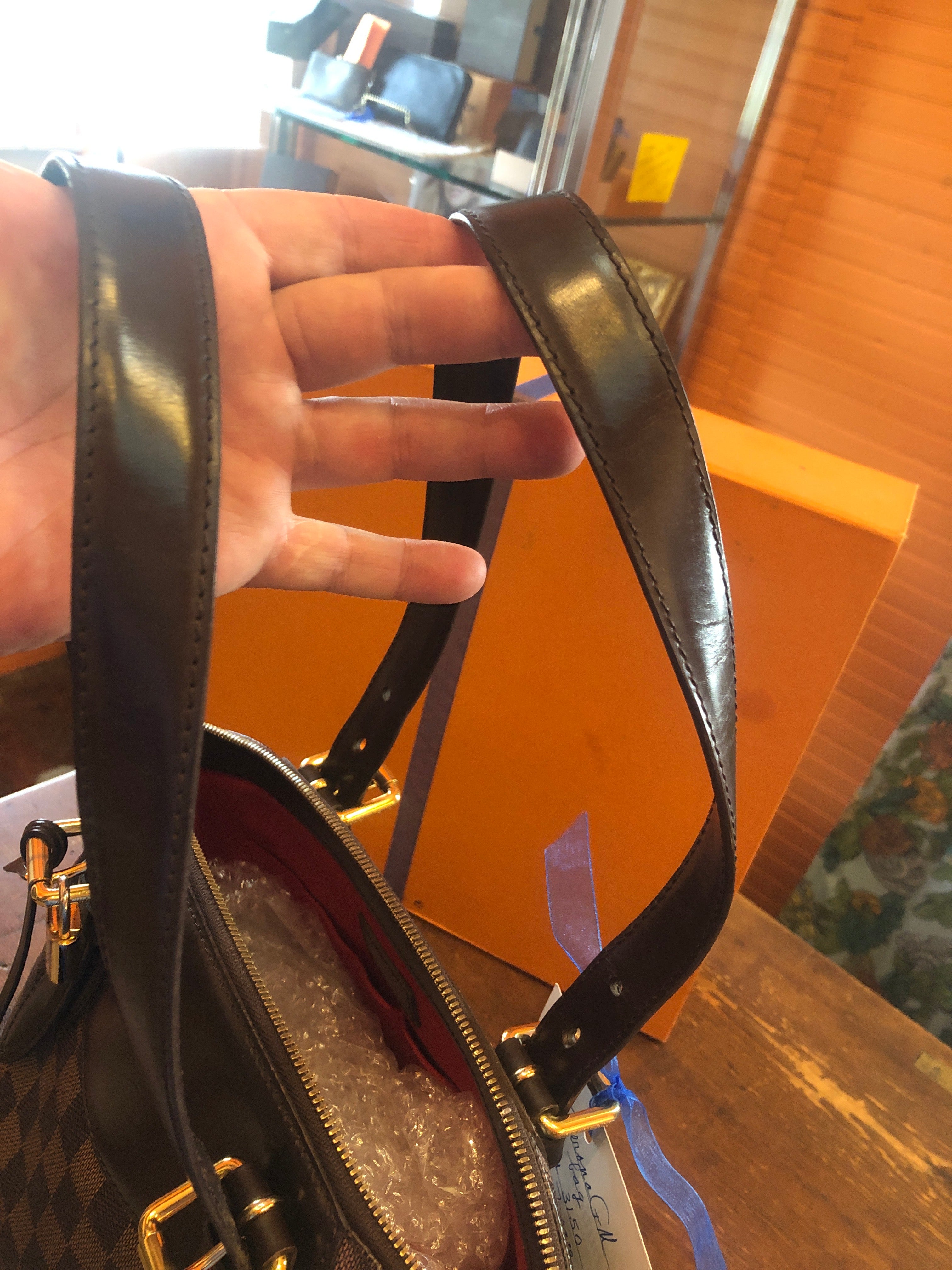 Verona GM shoulder bag