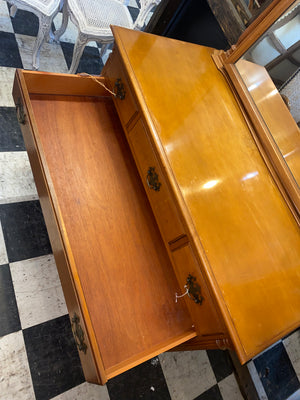 Thomasville Brand American Chest w/ Mirror C. 1960s