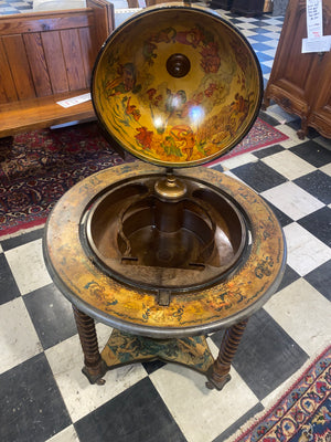 Vintage Lift Top Globe Bar C. 1950s