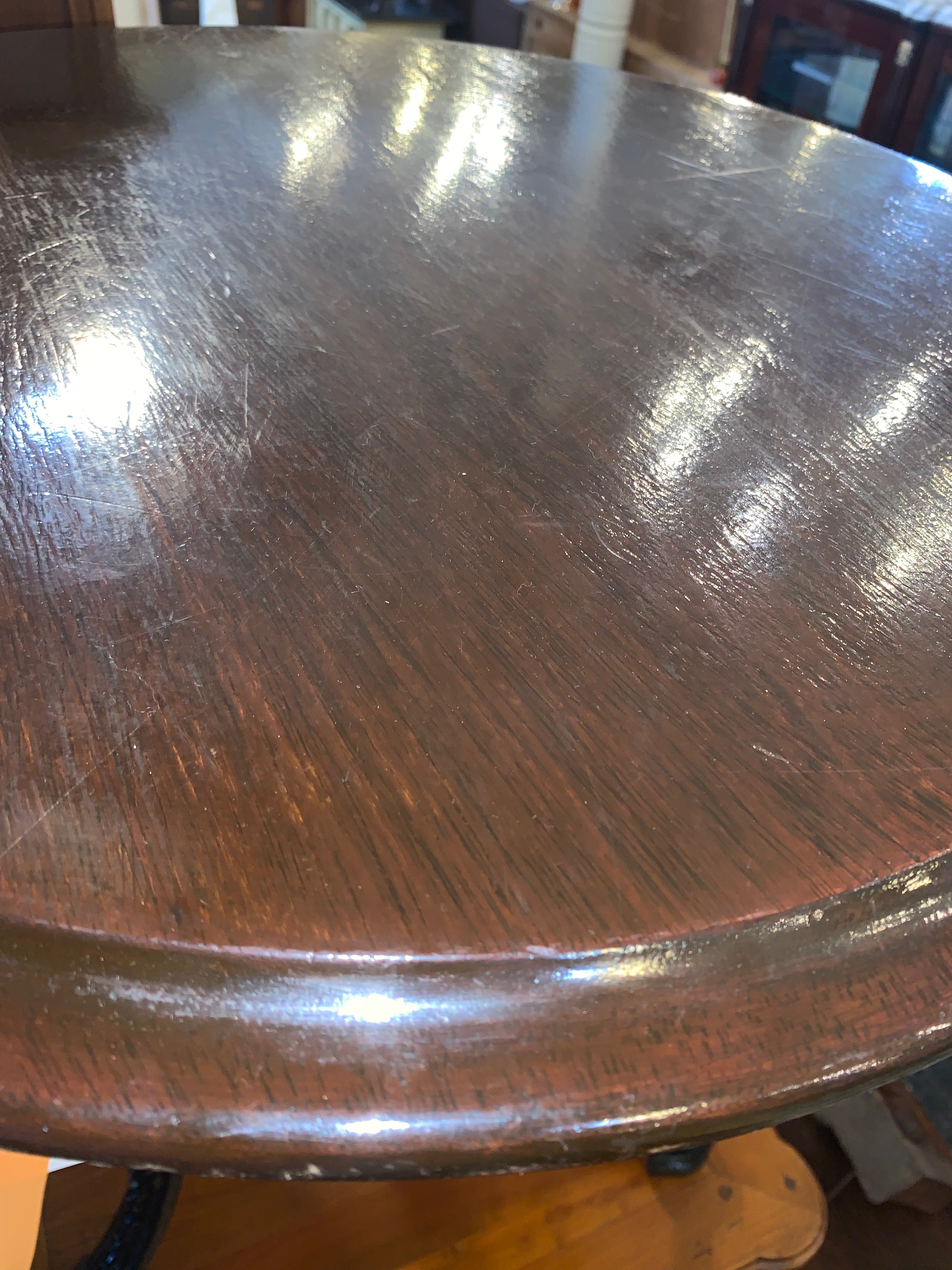 Iron Base English Pub  c.1920s