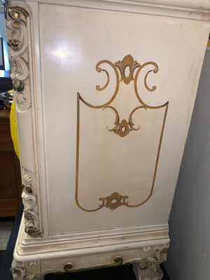 Pair Italian Painted Nite Stands