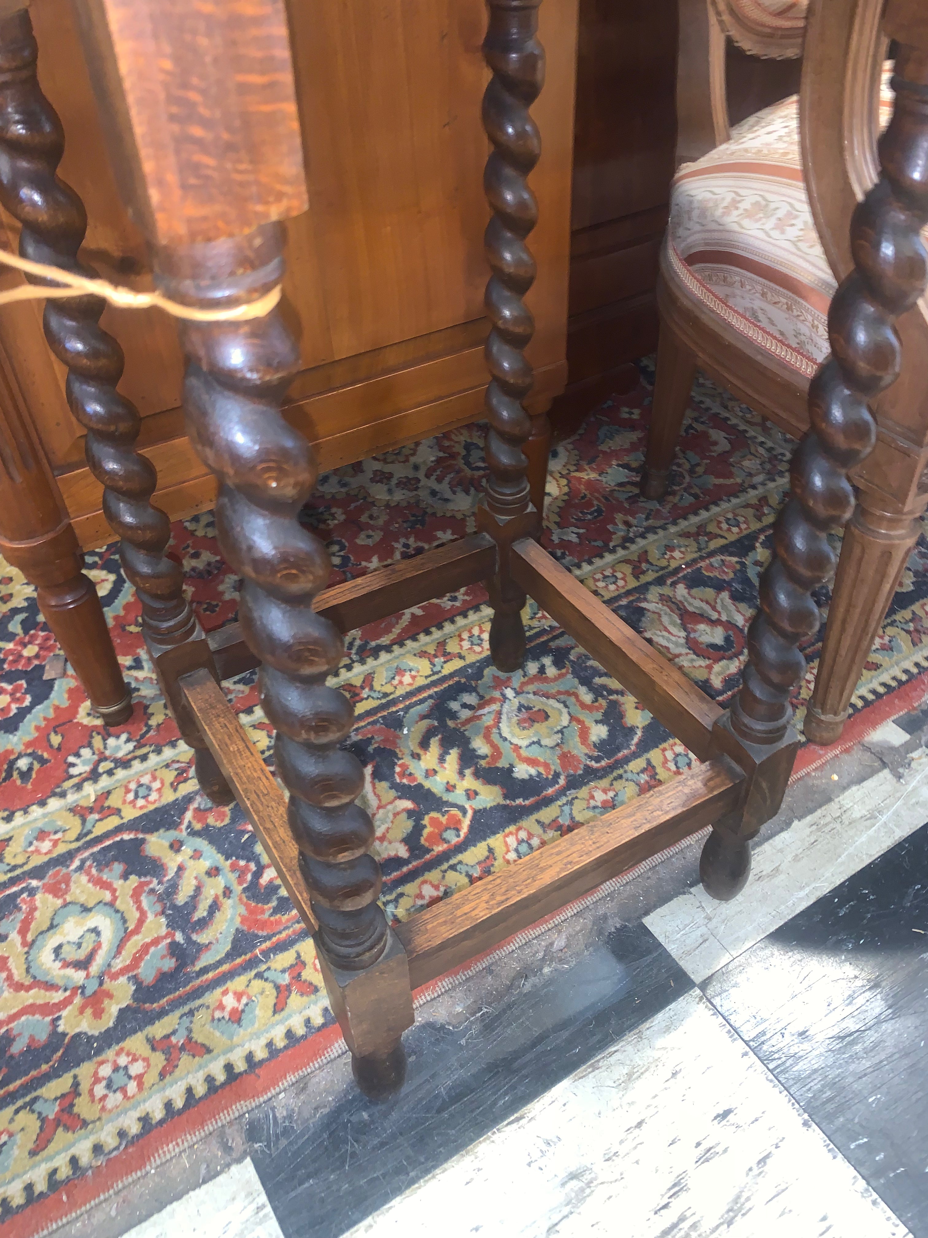 Round English Barley Twist Leg End Table  c.1900