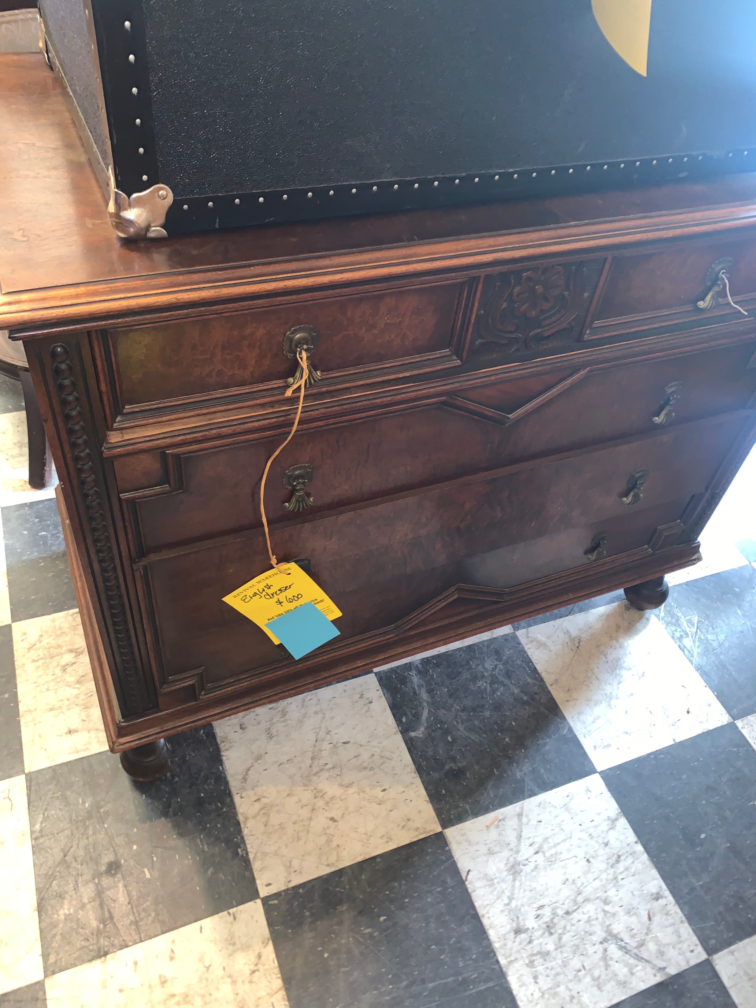 English Dresser