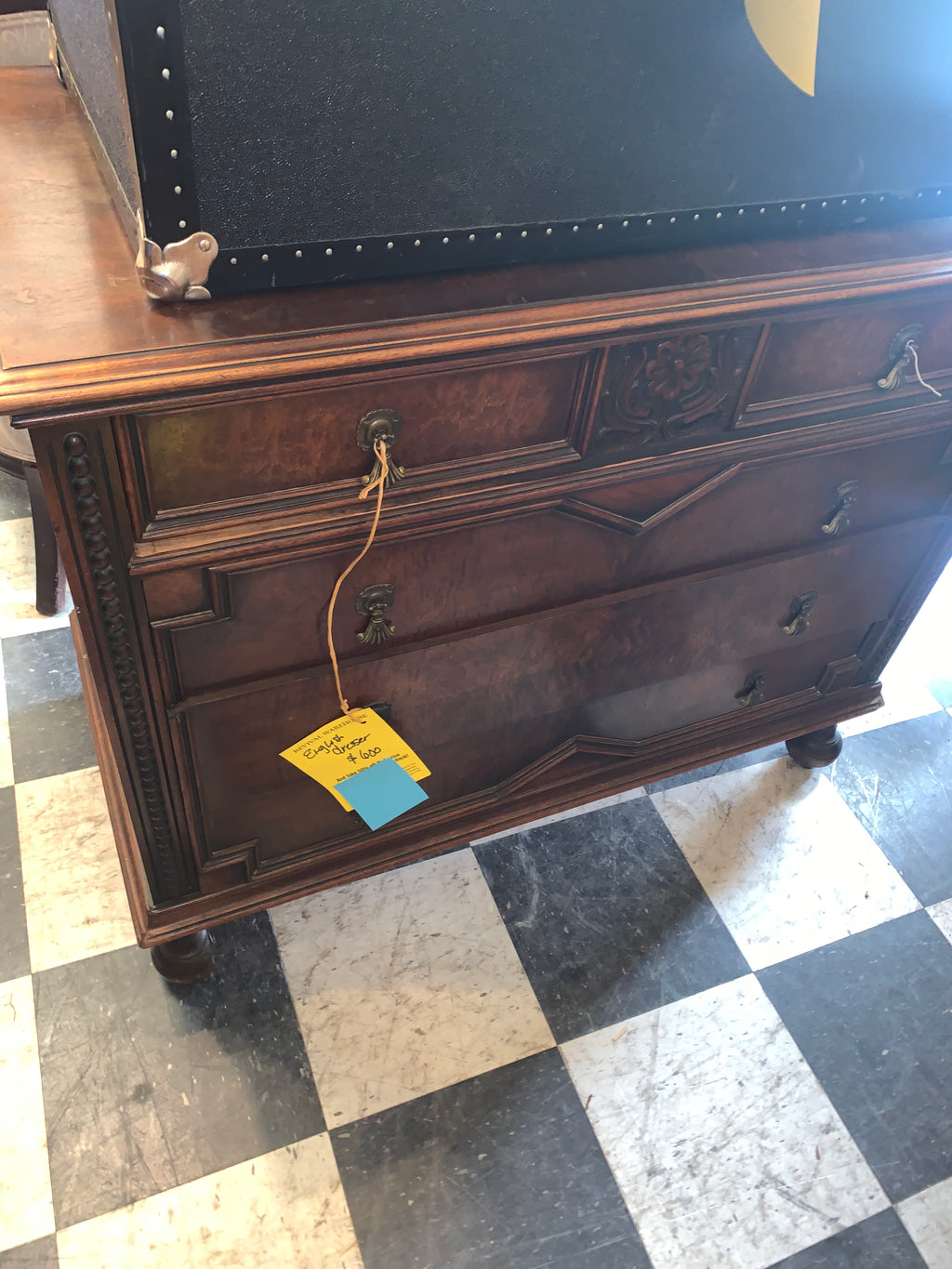 English Dresser