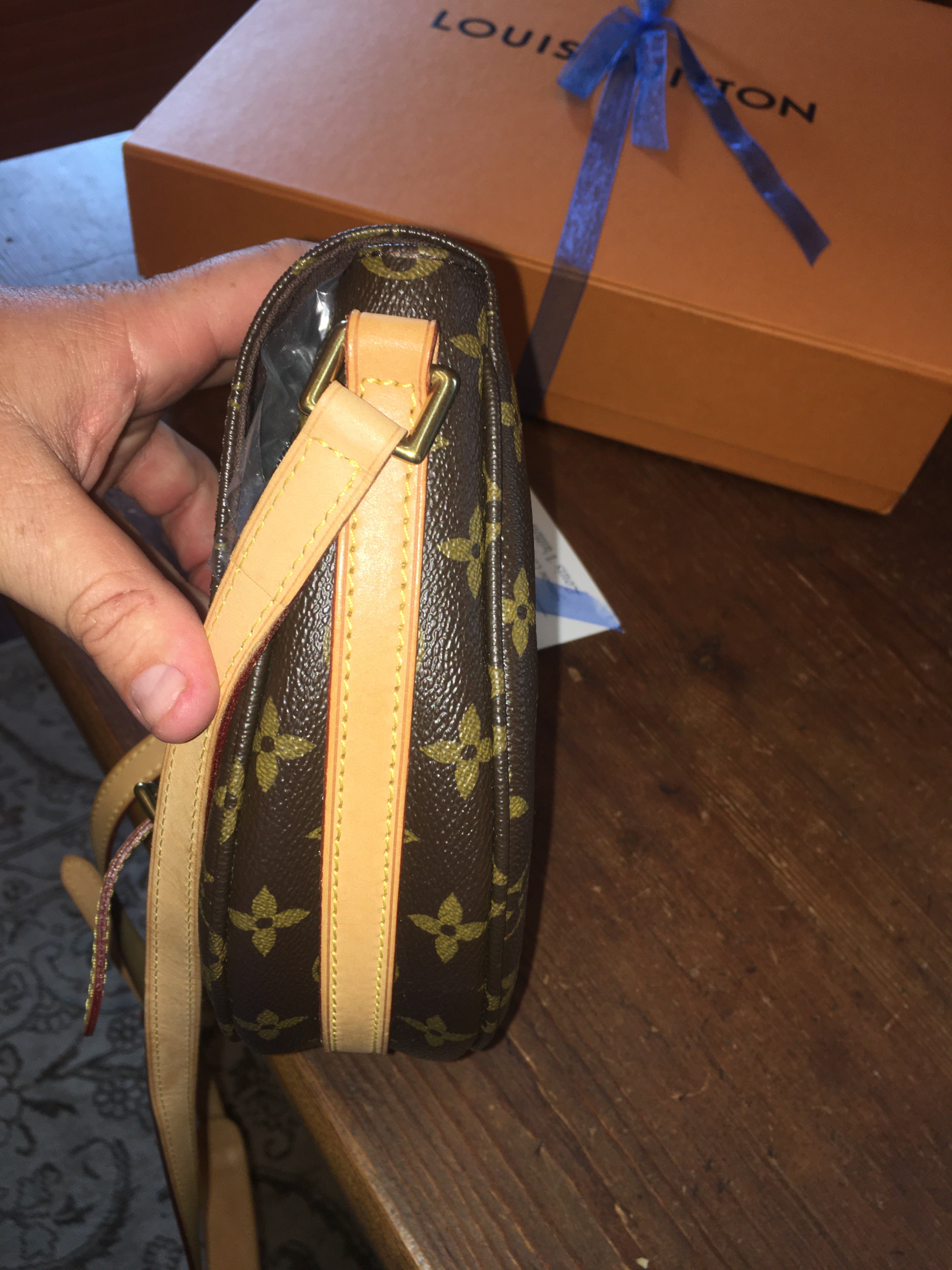Chantilly PM Crossbody (NEW STYLE)