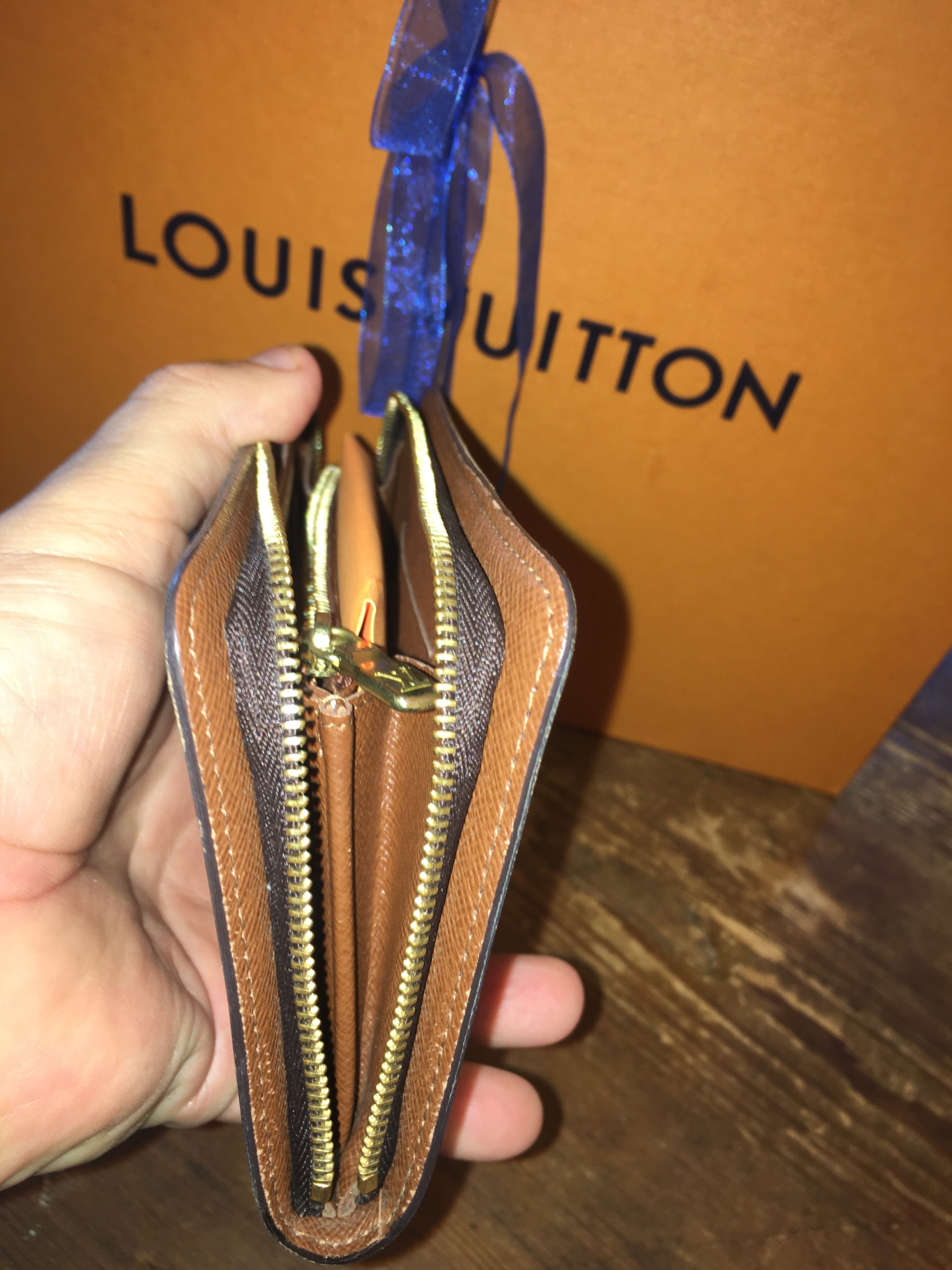 Vintage Zippy Wallet