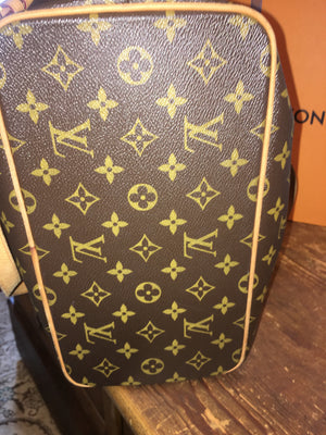 Palermo PM ( HAS SHOULDER STRAP)