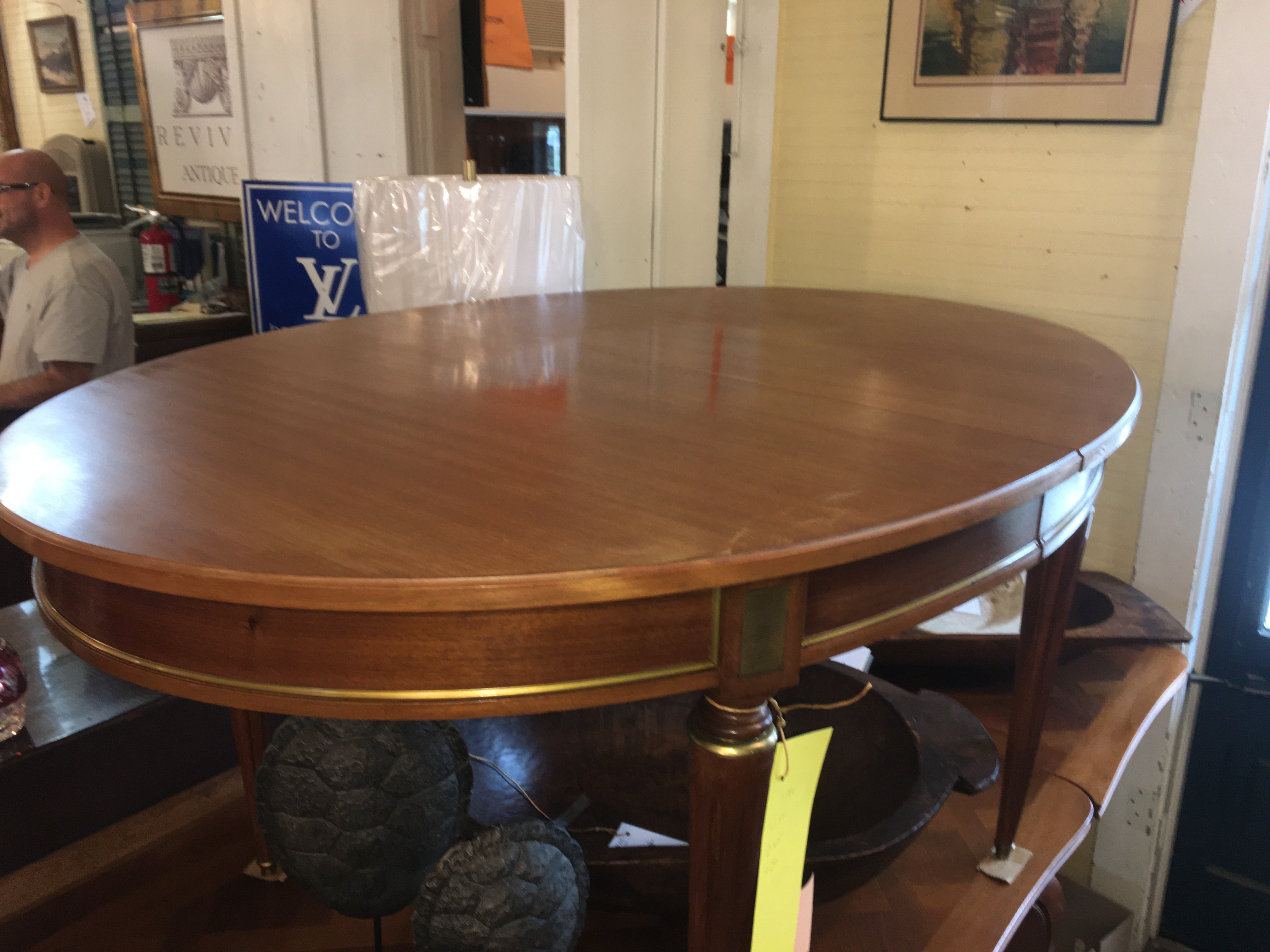 VINTAGE WALNUT EMPIRE FRENCH DINING TABLE (NO LEAVES)