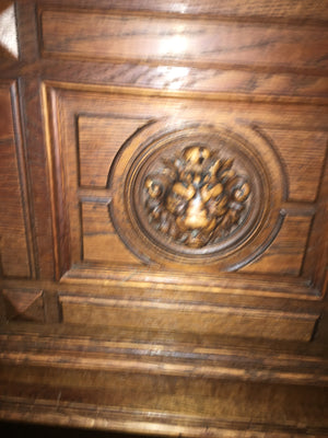PETITE FRENCH OAK SIDEBOARD  c.1930s